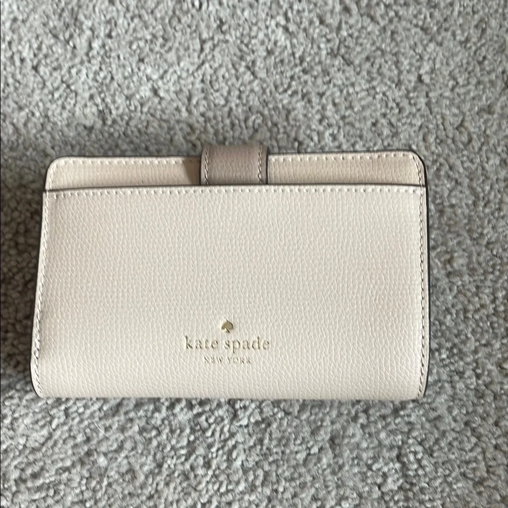 Kate Spade Light Beige Wallet